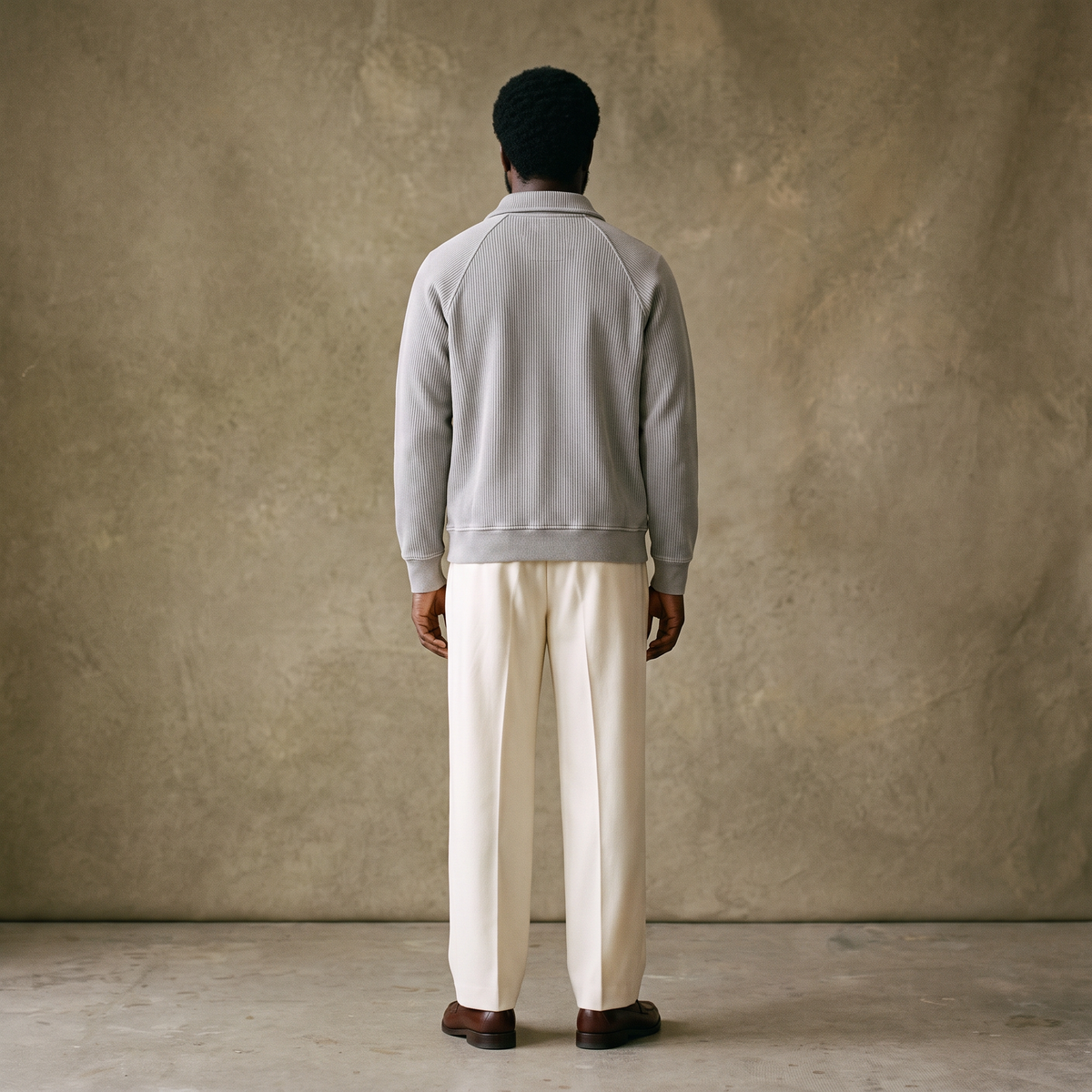 FLAT WHITE QUARTER ZIP